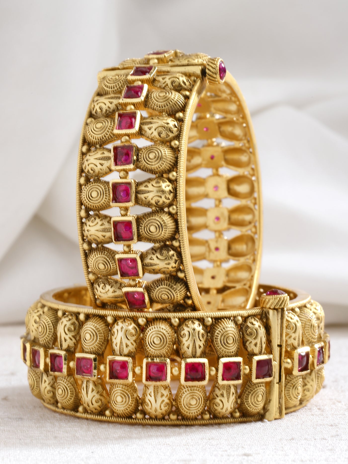 Gold Finish Jade Pair Broad Kada