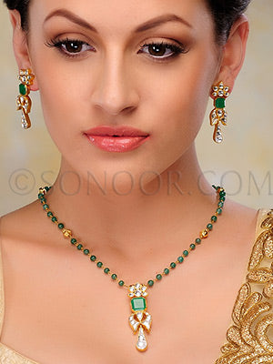 Dipsa Green jade, kundan and agate beads Pendant Set