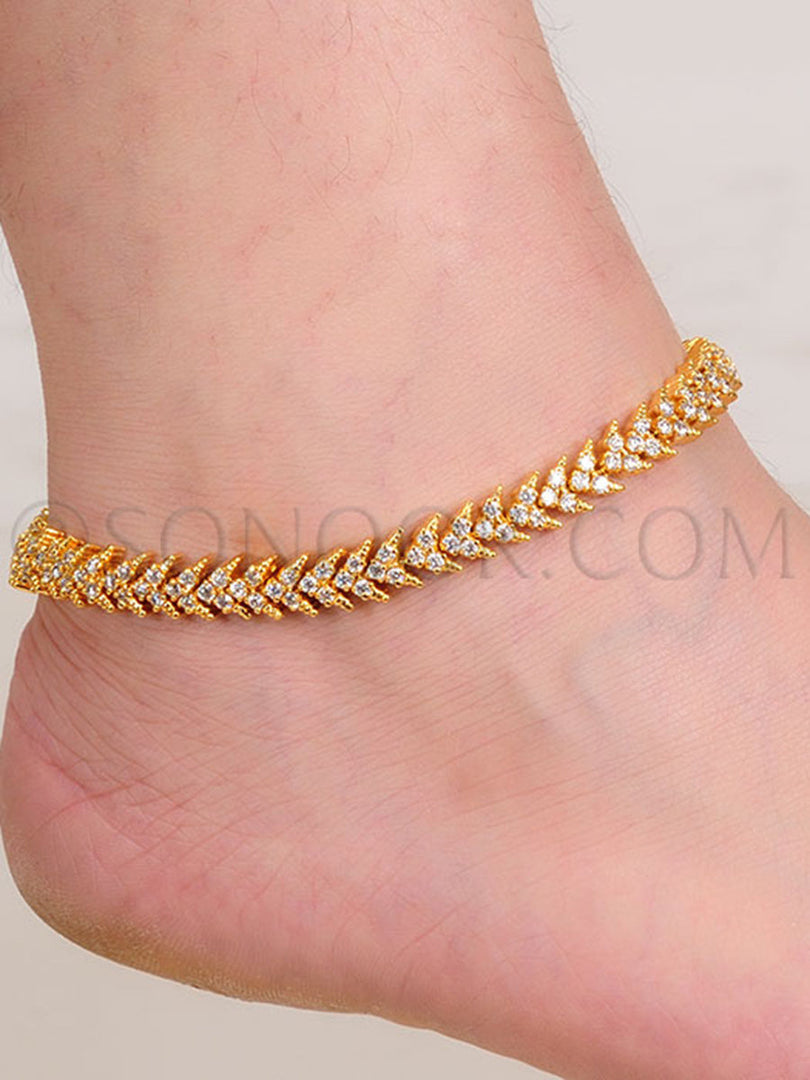 Gold Finish white Cubic Zirconia Payal