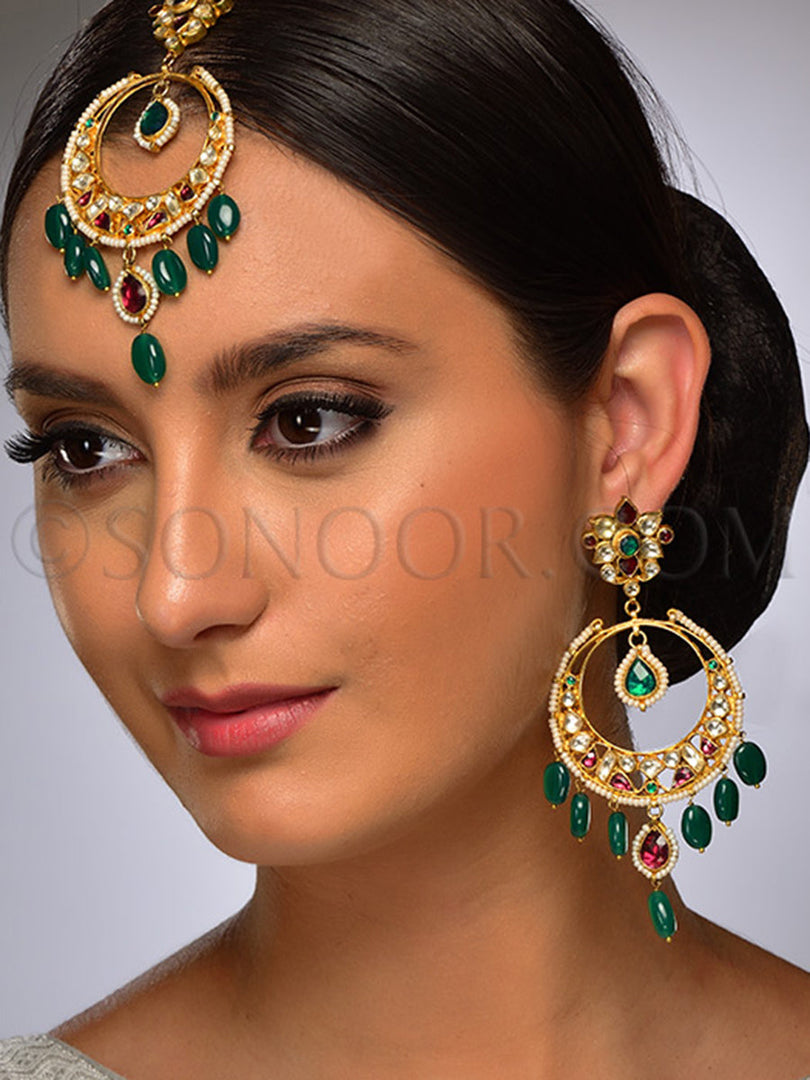 Kundan Green Jade Maang Tika With Earrings