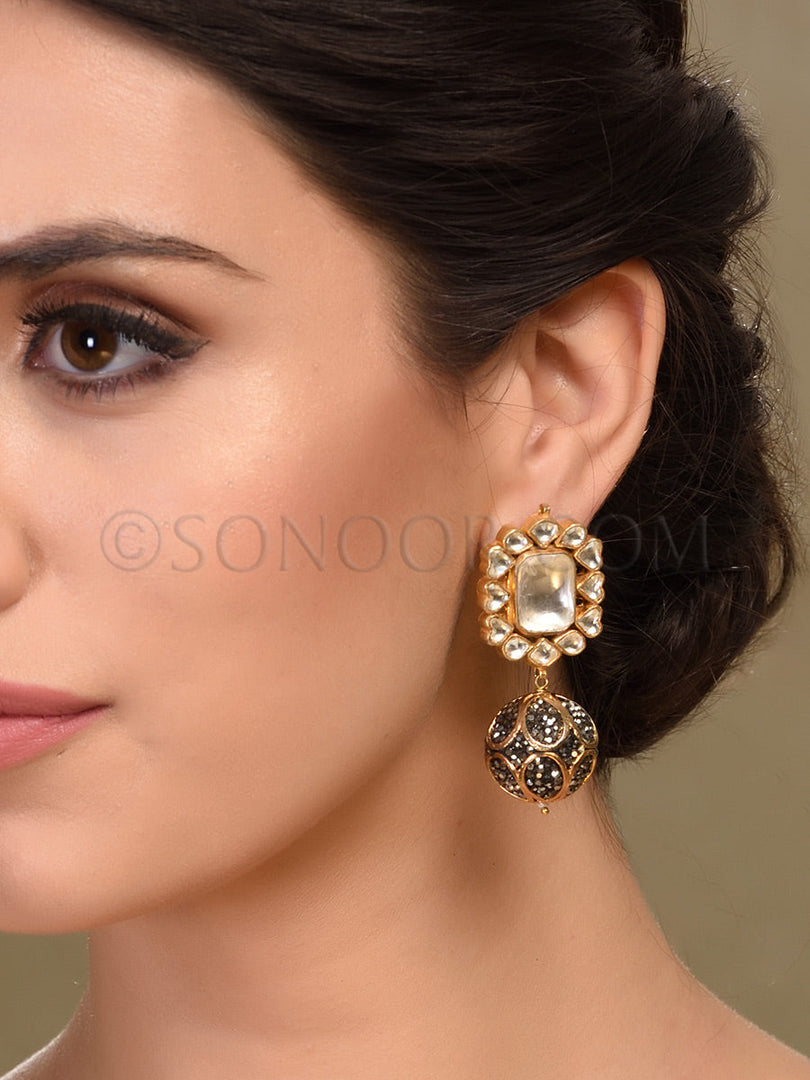 Kundan Hanging Onyx Ball Earrings