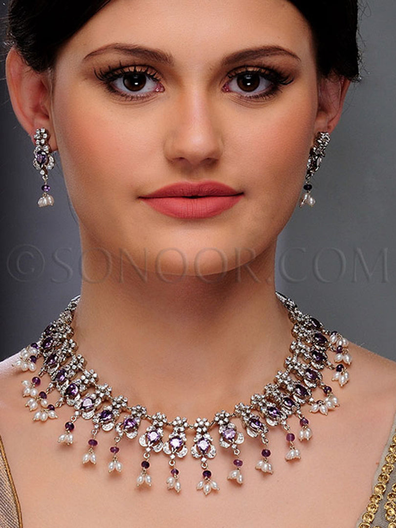 Namya Victorian American Diamond Necklace Set