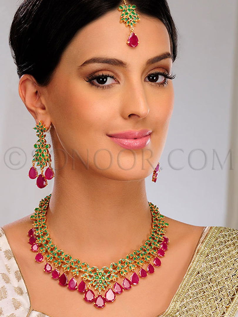 Shinum Green Agate & Red Jade Necklace Set