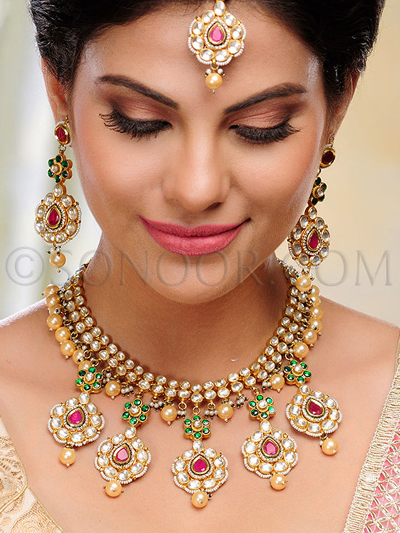 Erina Antique Gold Plated Kundan Necklace Set
