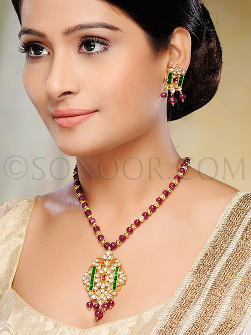 Sumshi Kundan Ruby Pendant Set