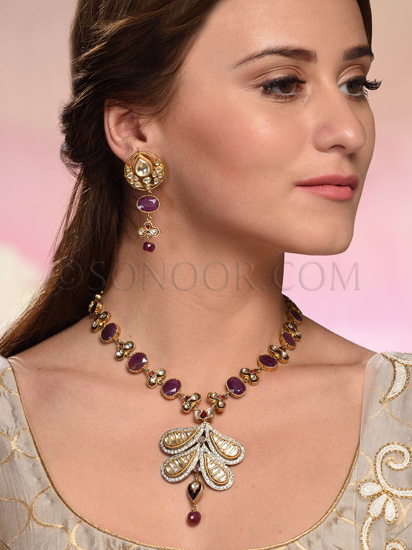 Nenit Kundan Ruby Cubic Zirconia Pendant Set