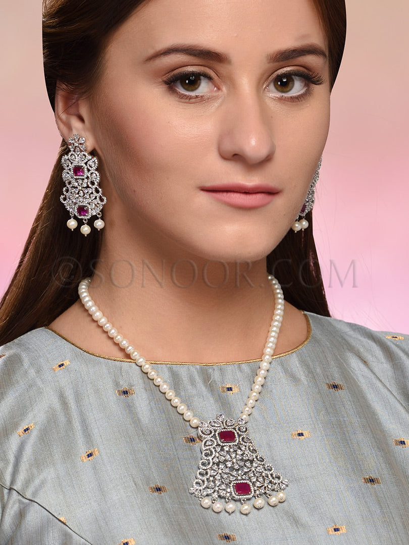 Samsni Cubic Zirconia Water Pearl String Pendant Set