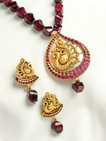Load image into Gallery viewer, Yashmani Dull Gold Trimuleen Pendant set
