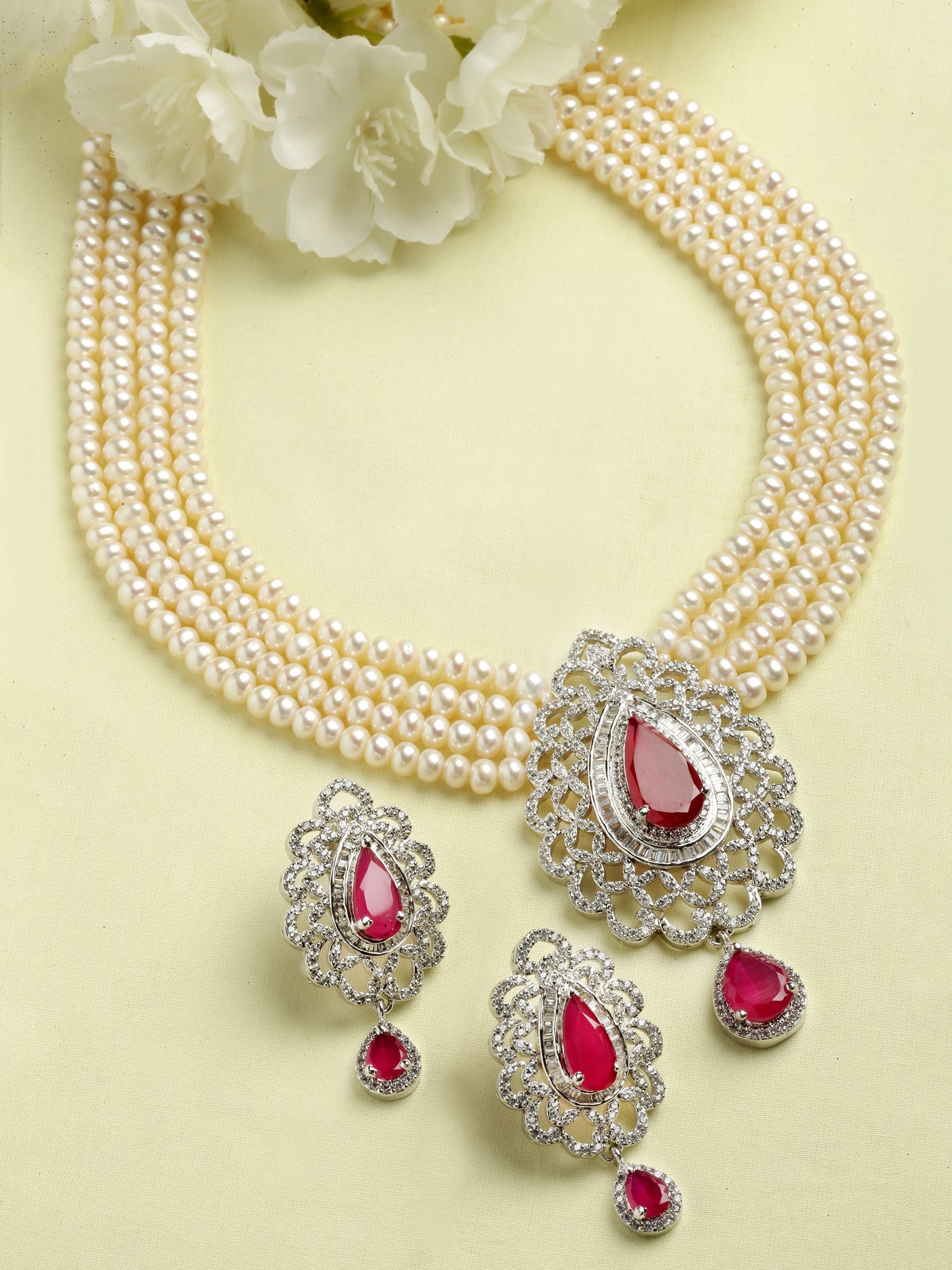 Chetna red jade stones & pearl Strings Necklace Set