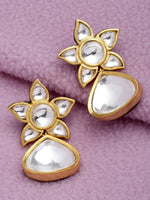 Load image into Gallery viewer, Gold Finish Kundan Small Earrings
