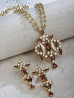 Load image into Gallery viewer, Shyla Kundan Gold Bead String Pendant Set
