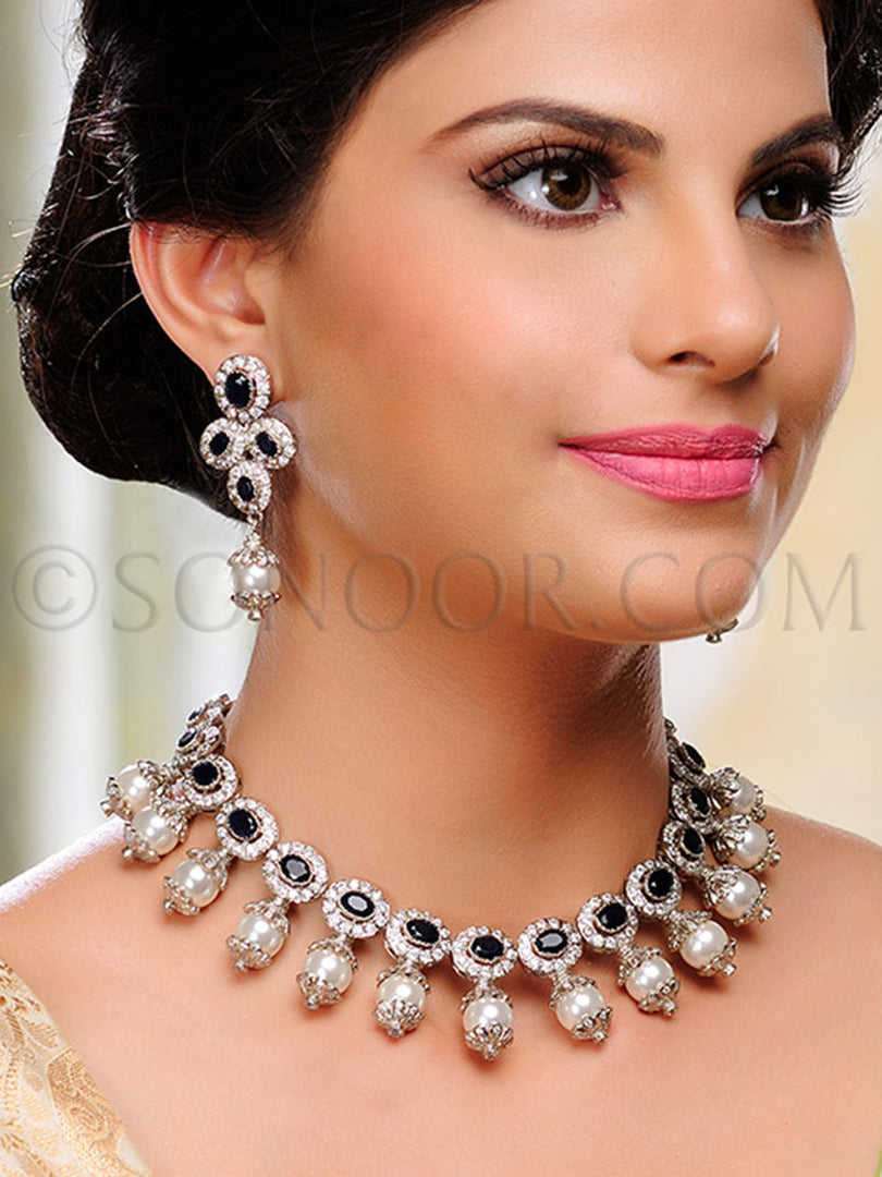 Fulki Cubic Zirconia Pearl & Black sStone Necklace Set