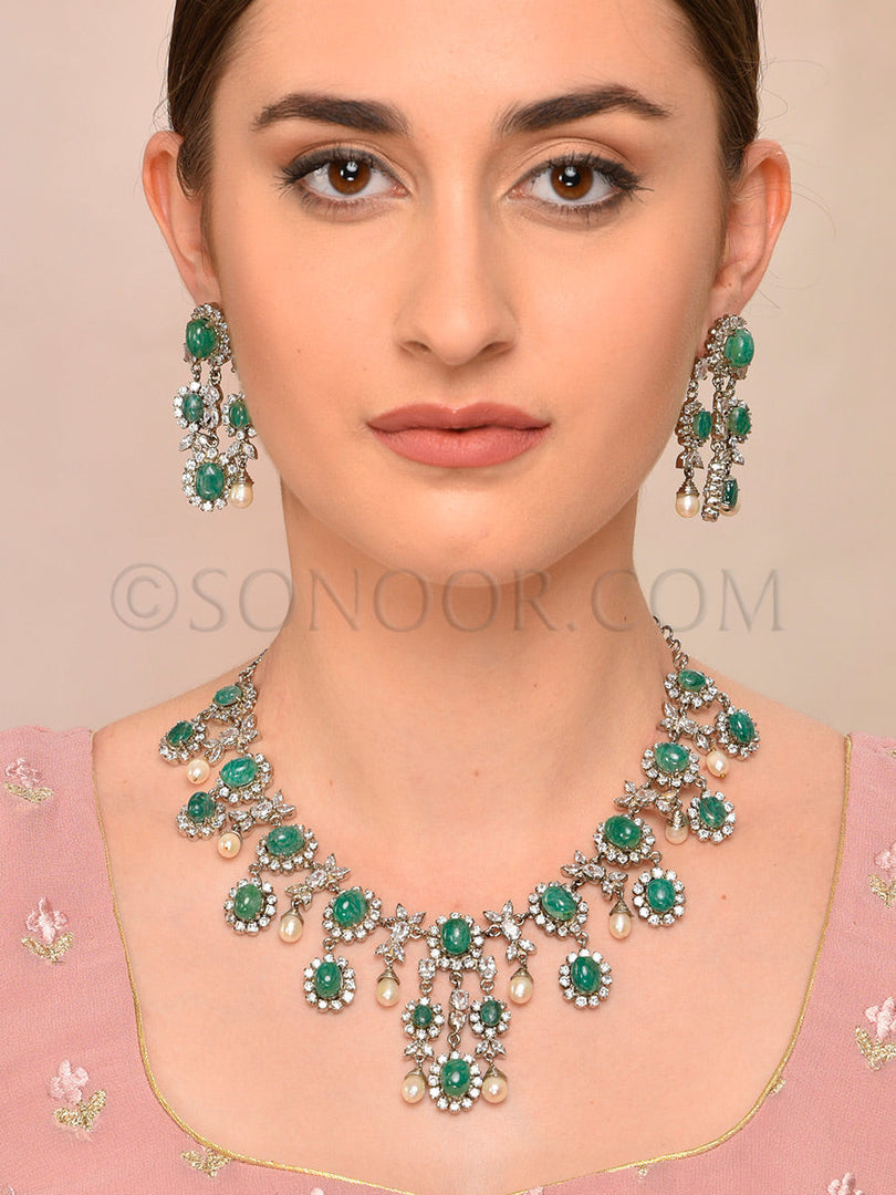 Hasita Antique Green Emerald Necklace Set