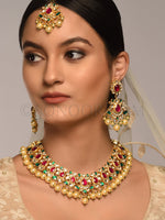 Load image into Gallery viewer, Vishti Red &amp; Green Stones Necklace Set
