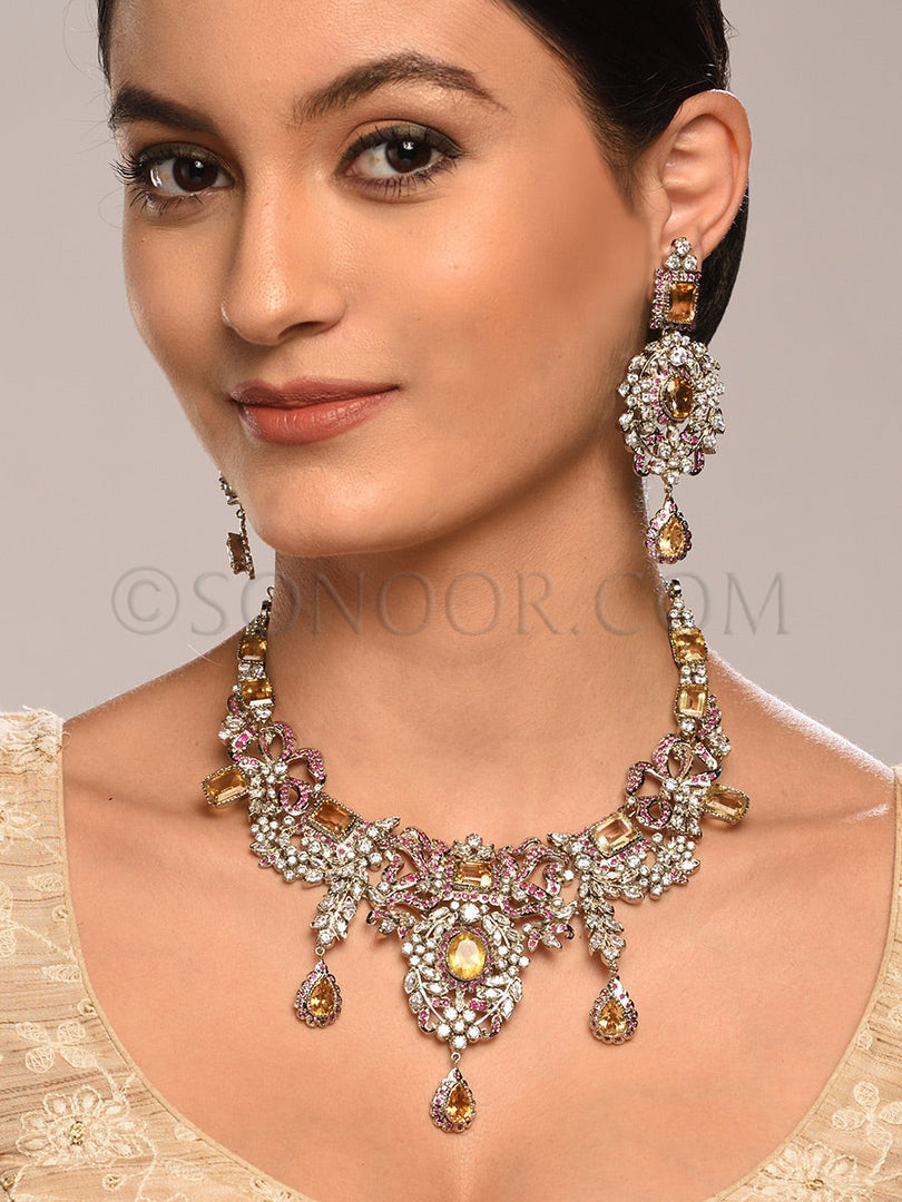 Amrileen Antique Silver Finish Necklace Set