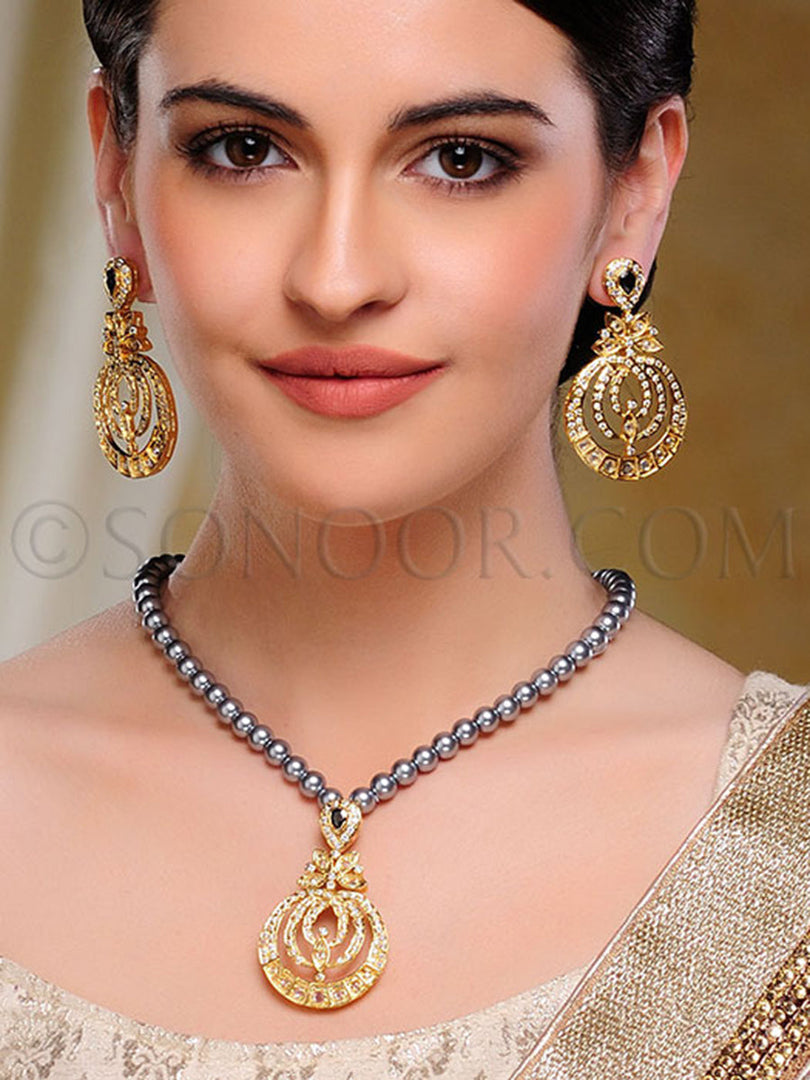 Ishaya Antique Gold Finish Polki Pendant Set