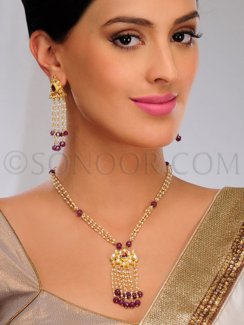 Niral Kundan Ruby Pearl Pendant Set