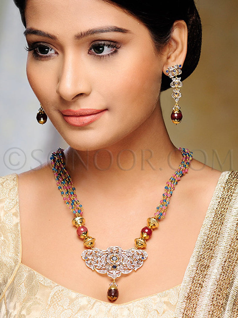 Priyal Victorian polki black stone pendant set