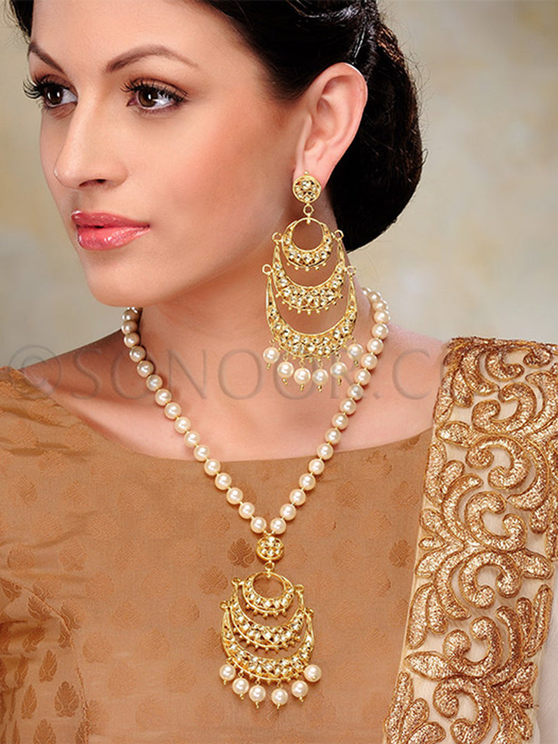 Jalsa Kundan Pearl String Pendant Set