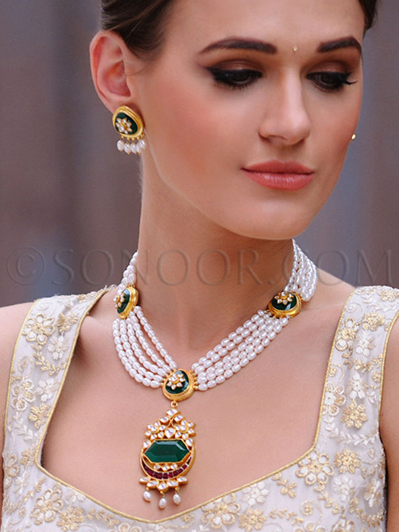 Rupsi Kundan Jade Stone Pearl String Pendant Set