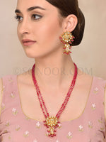 Load image into Gallery viewer, Atreyi Kundan Red Jade Long Pendant Set
